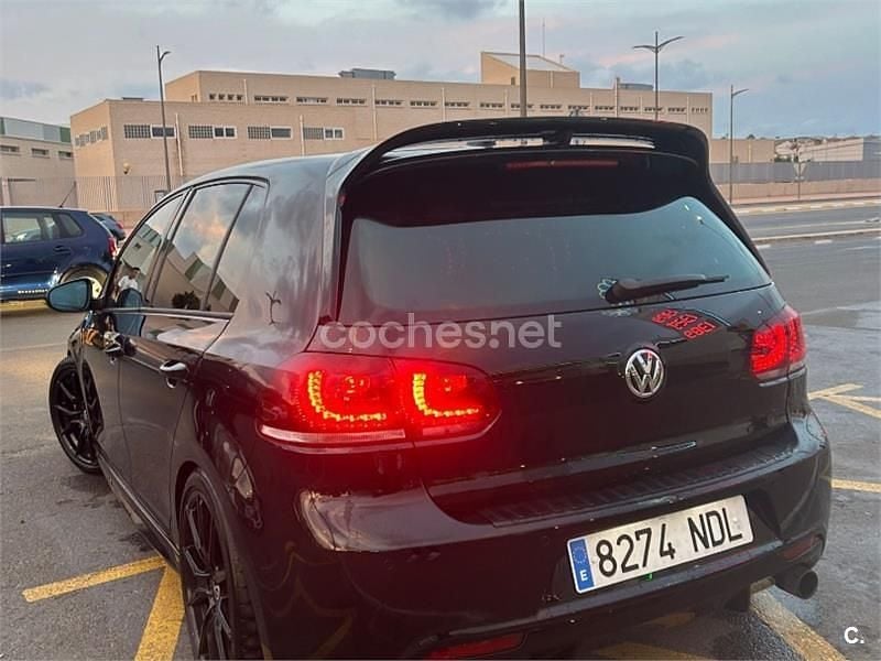 Negro Usado 2011 VW Golf VI GTD Berlina | 10.900 € (Precio justo) - Imagen 1/4