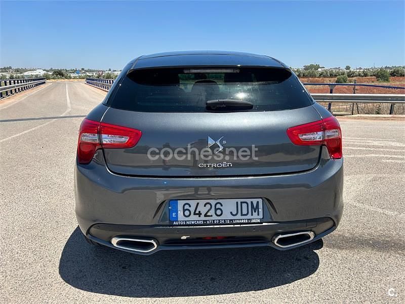 Usado Citroën DS5 Style 163 CV (119 kW) 2014 Gris / plata Utilitario