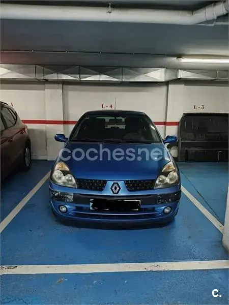 Usado Renault Clio Dynamique 75 CV (55 kW) 2001 Azul Berlina