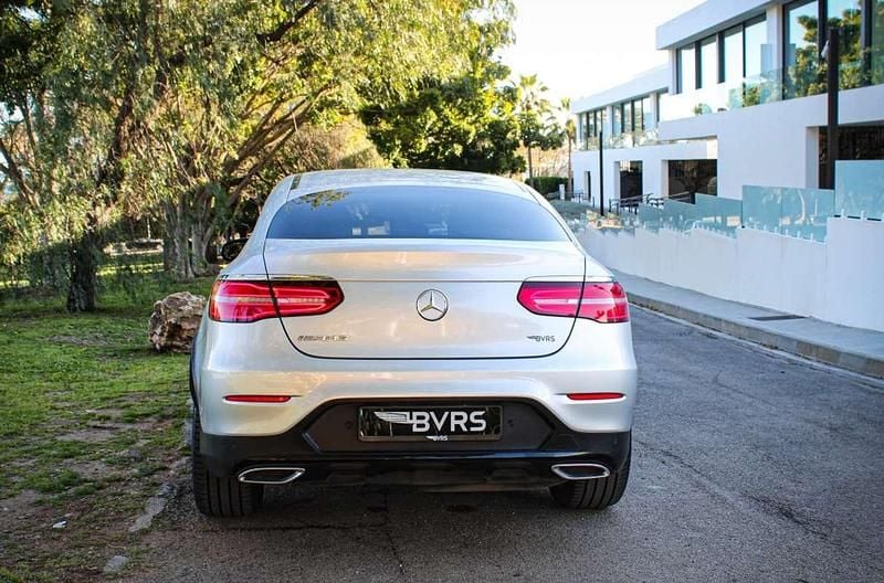 Usado Mercedes GLC220 170 HP (125 kW) 2016 Prateado Coupé