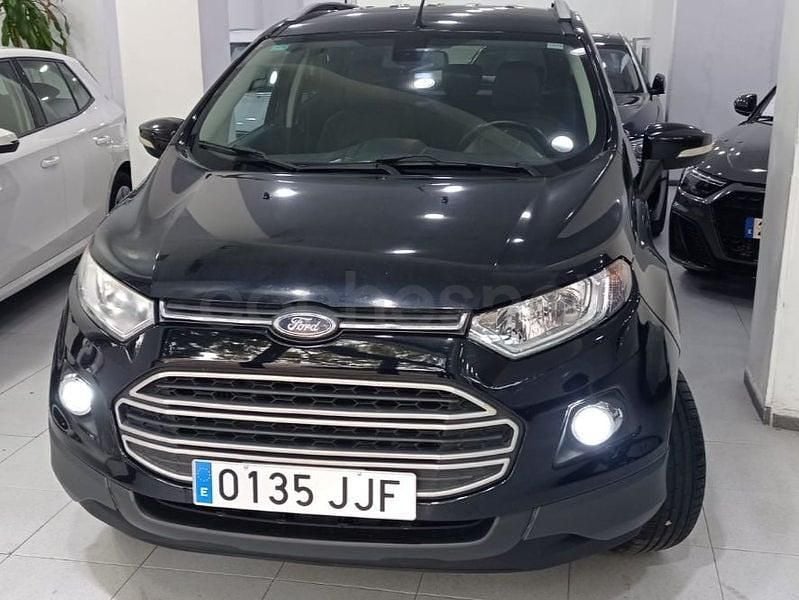 Usado Ford Ecosport Titanium 125 CV (91 kW) 2015 Negro SUV