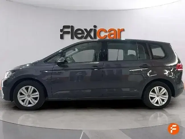 Usado VW Touran Business 115 CV (84 kW) 2020 Gris Monovolumen
