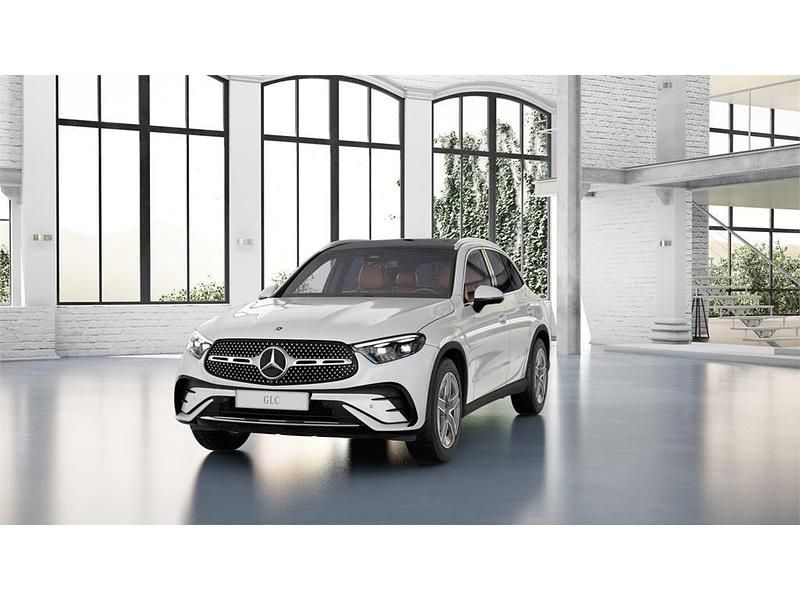 Usado Mercedes GLC300 258 CV (189 kW) 2025 Manufaktur blanco opalita SUV