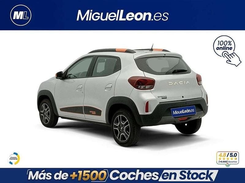 Usado Dacia Spring Expression 33 kW (45 CV) 2023 Gris Utilitario