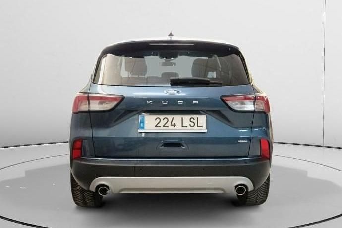 Usado Ford Kuga Titanium 225 CV (165 kW) 2021 SUV