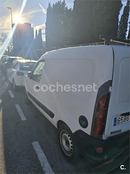 Usado Renault Kangoo 105 CV (77 kW) 2009 Blanco Monovolumen