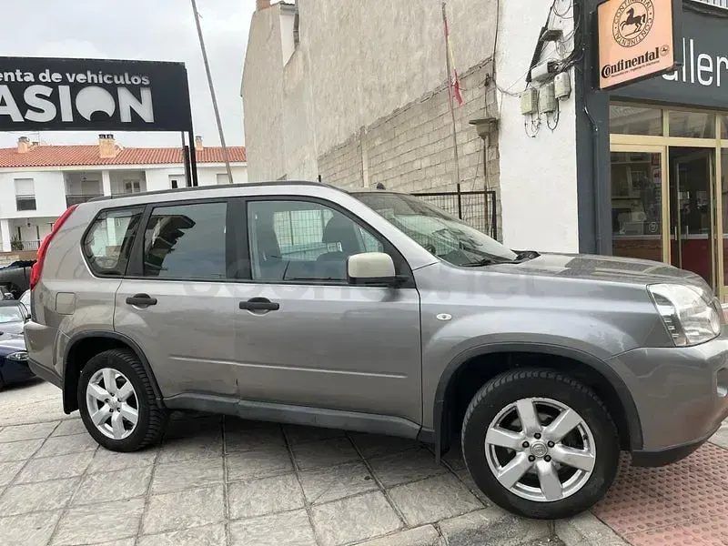 Usado Nissan X-Trail SE 150 CV (110 kW) 2009 Gris / plata SUV