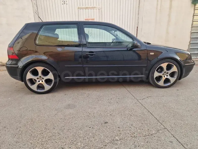 Usado VW Golf IV GTI 150 CV (110 kW) 2002 Negro Berlina