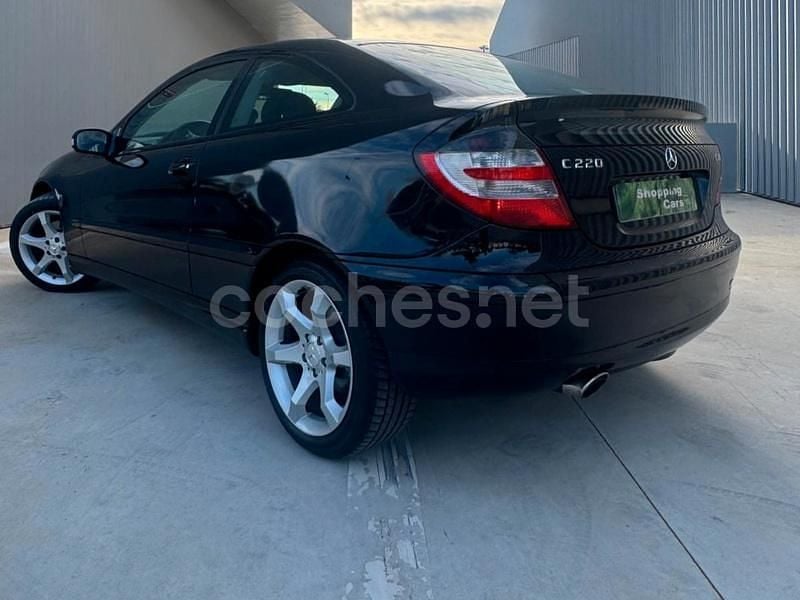 Usado Mercedes C220 Sport Edition 150 CV (110 kW) 2007 Azul Berlina