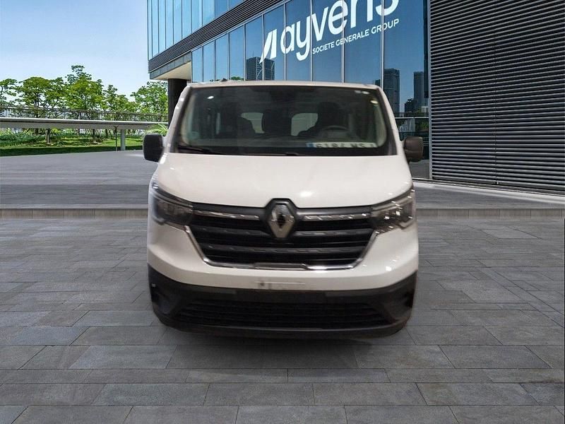 Usado Renault Trafic 110 CV (80 kW) 2024 Blanco Monovolumen