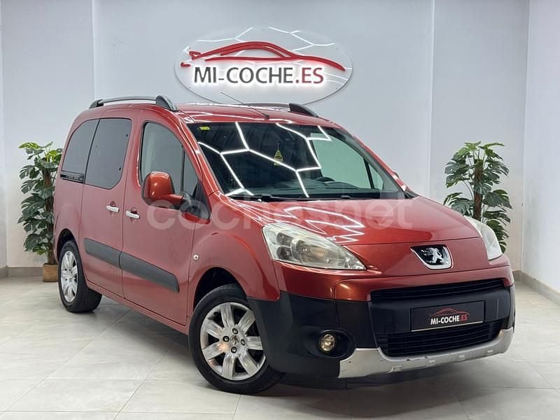 Naranja Usado 2012 Peugeot Partner Tepee Access Monovolumen | 7499 € (Precio justo) - Imagen 1/4