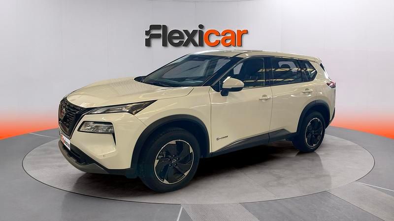 Usado Nissan X-Trail Acenta 213 CV (156 kW) 2025 Blanco SUV