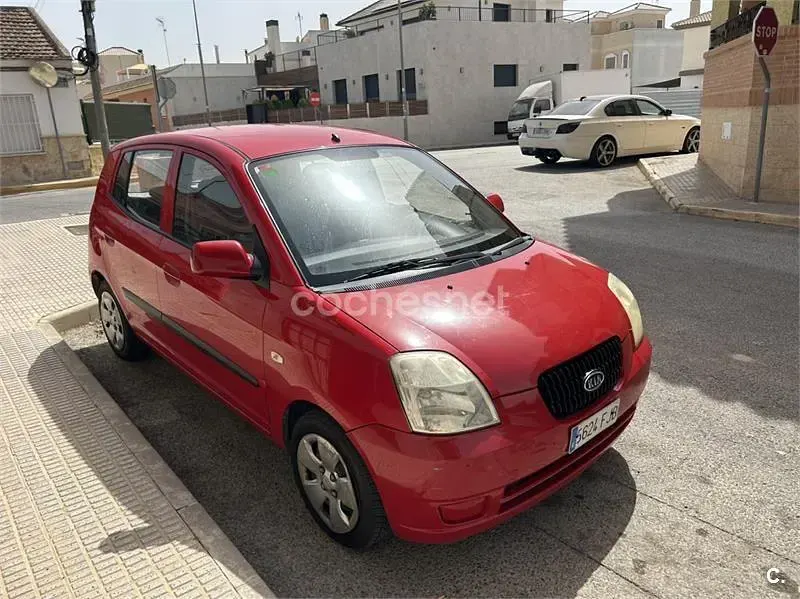 Usado Kia Picanto LX 65 CV (47 kW) 2006 Rojo Utilitario