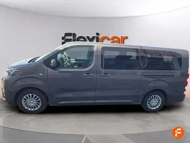 Usado Toyota Proace Verso 145 CV (106 kW) 2023 Beige Familiar