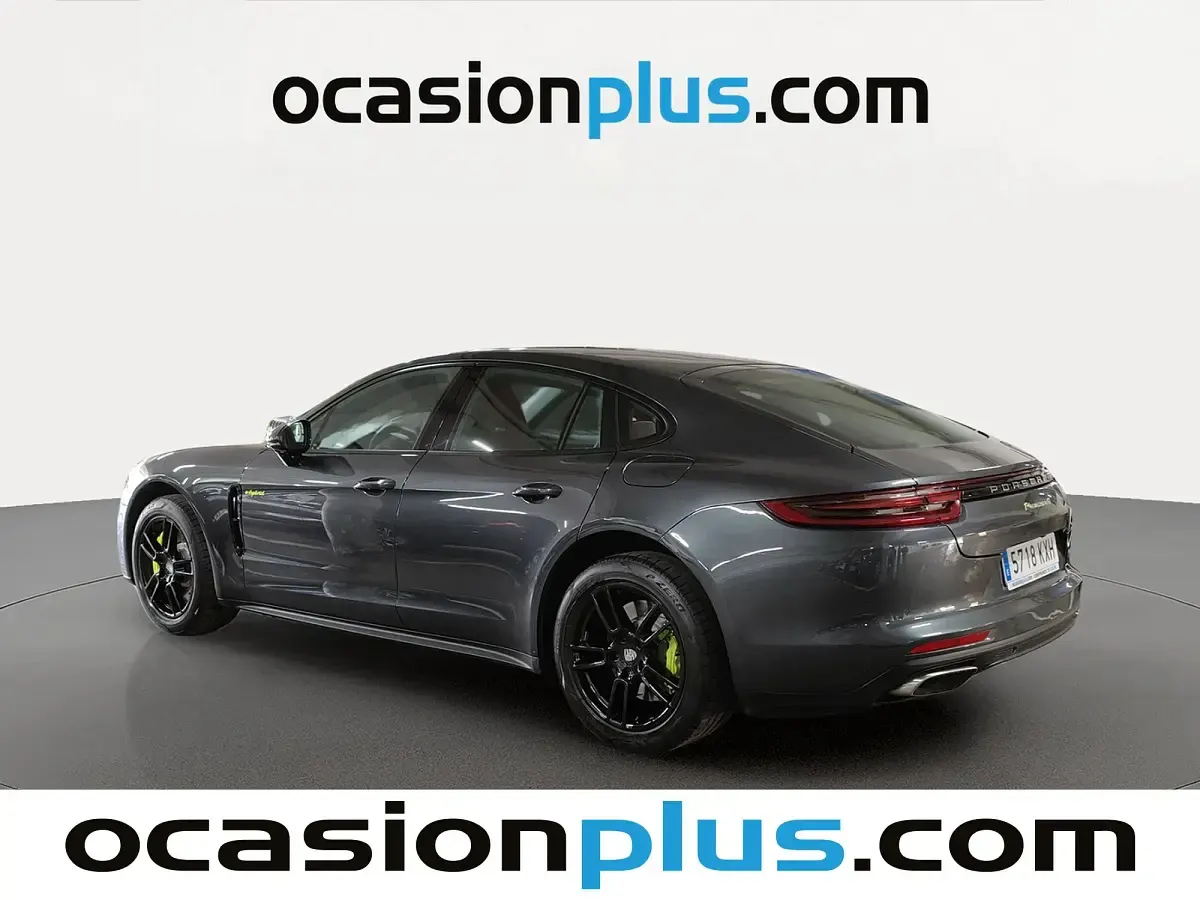 Usado Porsche Panamera 462 CV (339 kW) 2019 Gris