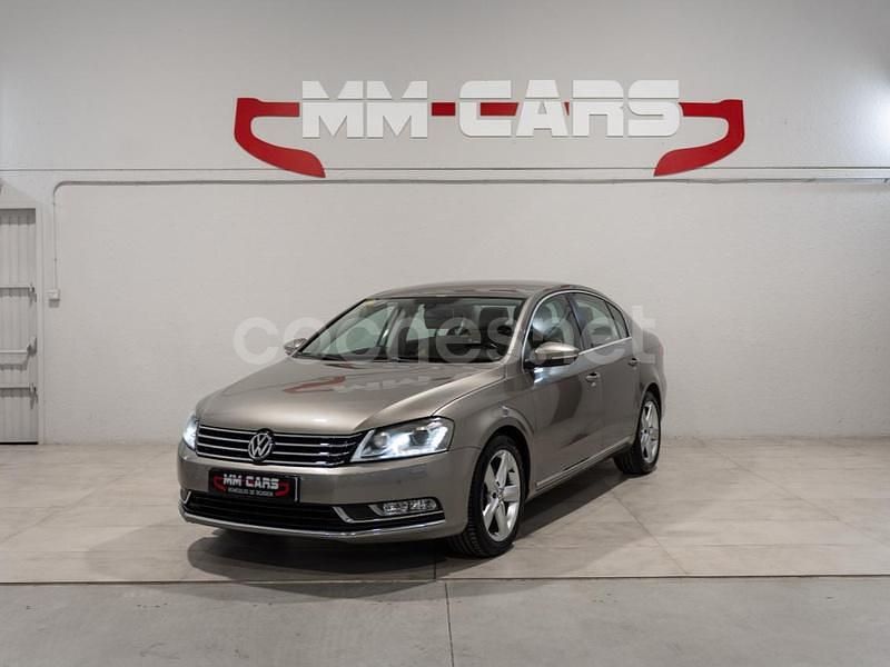 Beige Usado 2014 VW Passat Exclusive Berlina | 10.500 € (Precio justo) - Imagen 1/4