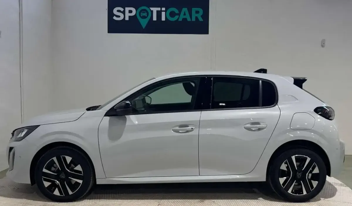 Nuevo Peugeot 208 Allure 110 CV (80 kW) 2025 Blanco Utilitario