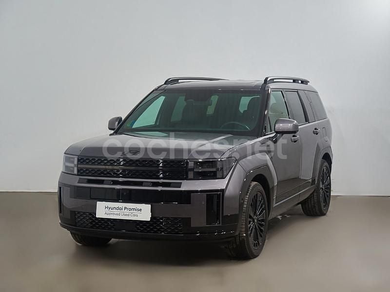 Gris / plata Usado 2025 Hyundai Santa Fe SUV | 53.990 € (Precio justo) - Imagen 1/4