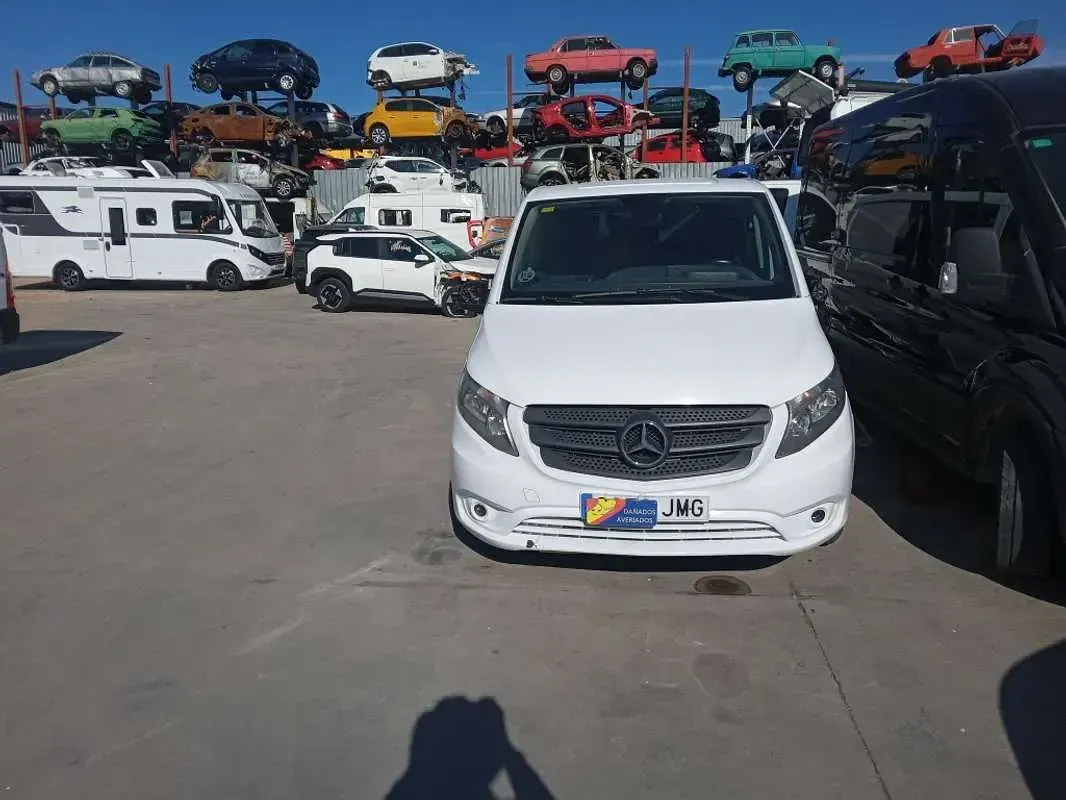 Usado Mercedes Vito 114 CV (83 kW) 2015 Blanco Van