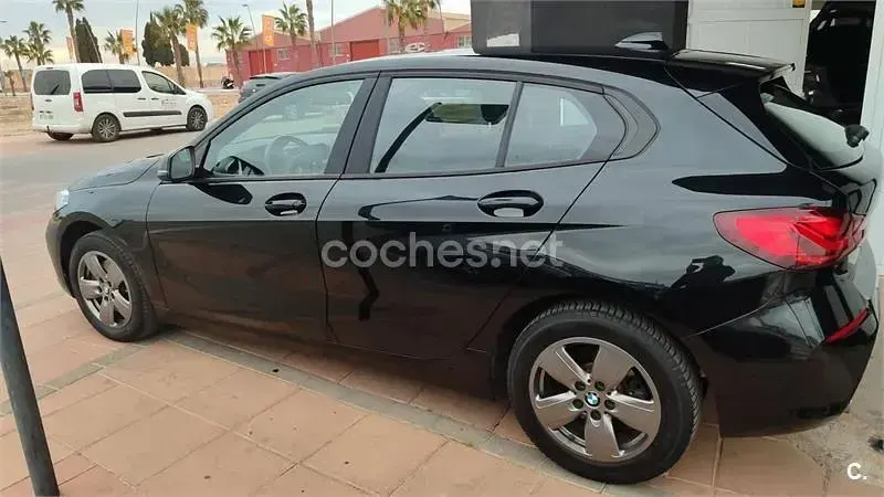 Usado BMW 116 116 CV (85 kW) 2020 Negro Utilitario