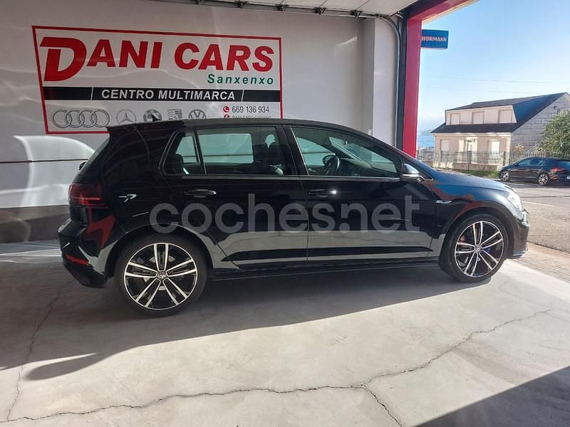 Negro Usado 2020 VW Golf VII GTE Berlina | 22.400 € (Precio justo) - Imagen 1/4