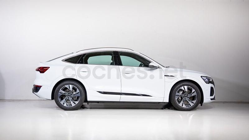 Usado Audi Q8 Sportback e-tron S-Line 300 kW (408 CV) 2023 Eléctrico SUV