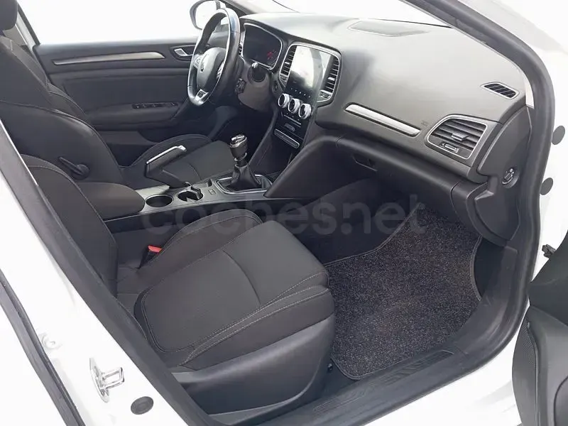 Usado Renault Mégane II Business 115 CV (84 kW) 2022 Blanco Berlina