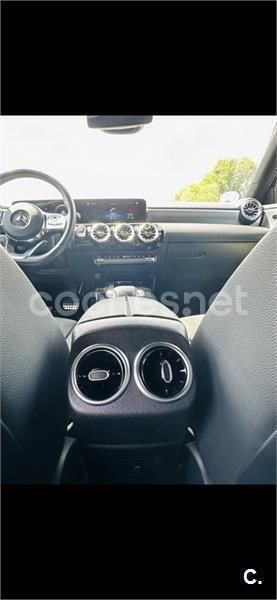 Usado Mercedes A180 116 CV (85 kW) 2021 Negro Berlina