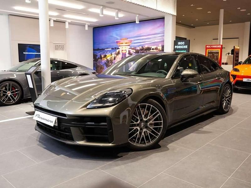 Nuevo Porsche Panamera 4 Executive 470 CV (345 kW) 2025 Verde Berlina