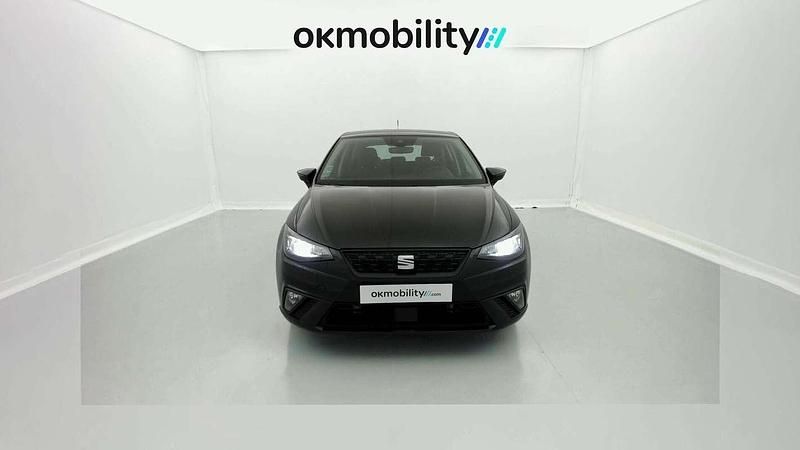 Usado Seat Ibiza Style 95 CV (69 kW) 2023 Negro Utilitario