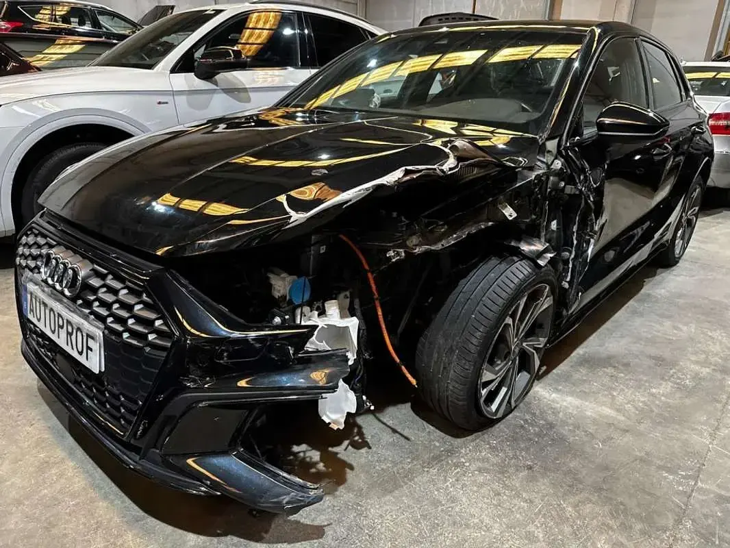 Usado Audi A3 Sportback S-Line 204 CV (150 kW) 2022 Utilitario