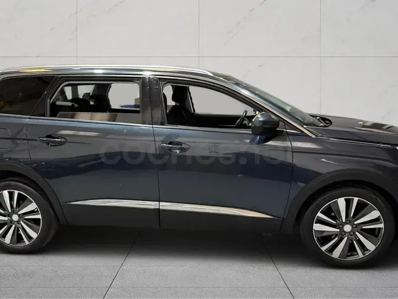 Usado Peugeot 5008 GT-line 150 CV (110 kW) 2018 Azul SUV