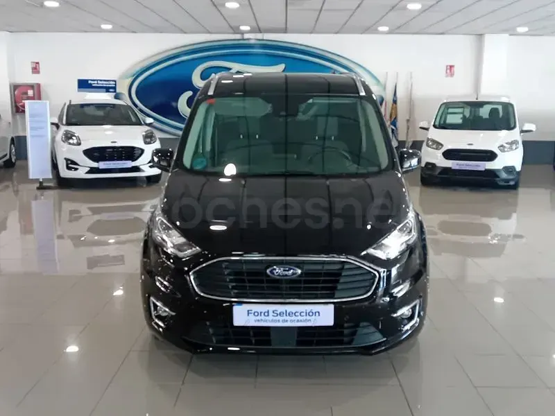 Usado Ford Tourneo Connect Titanium 120 CV (88 kW) 2020 Negro Monovolumen