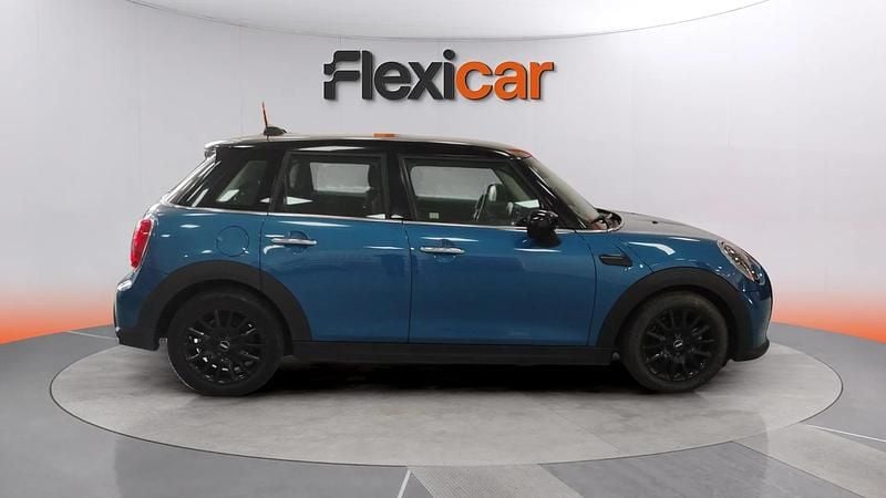 Usado Mini Cooper 136 CV (100 kW) 2023 Azul Utilitario