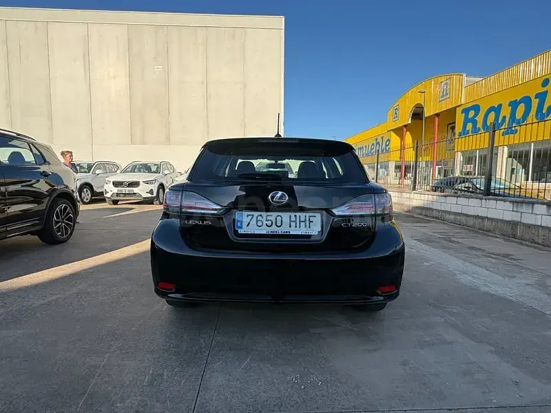 Usado Lexus CT200h 136 CV (100 kW) 2011 Negro Berlina