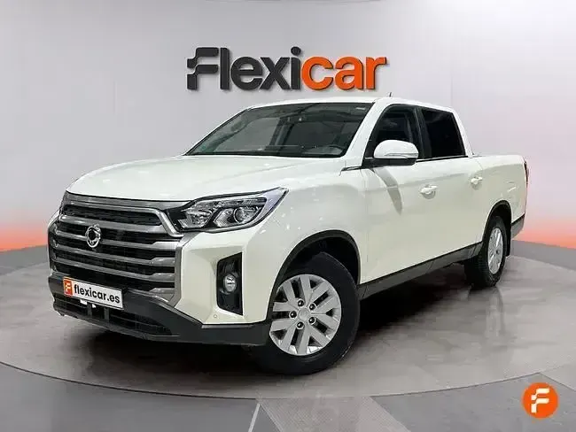 Usado SsangYong Musso 204 CV (150 kW) 2024 Blanco Berlina