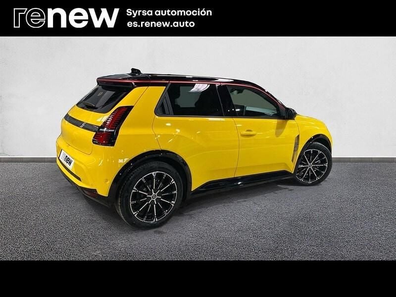 Usado Renault R5 Iconic 110 kW (150 CV) 2025 Amarillo Utilitario