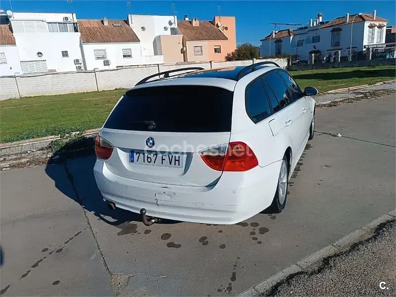 Usado BMW 318 115 CV (84 kW) 2006 Blanco Familiar