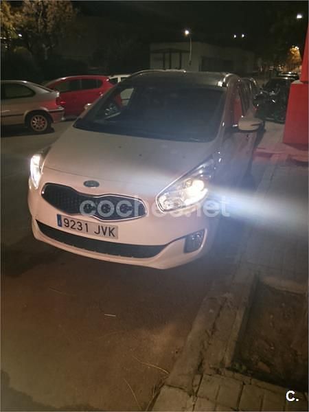 Usado Kia Carens 115 CV (84 kW) 2016 Blanco Monovolumen