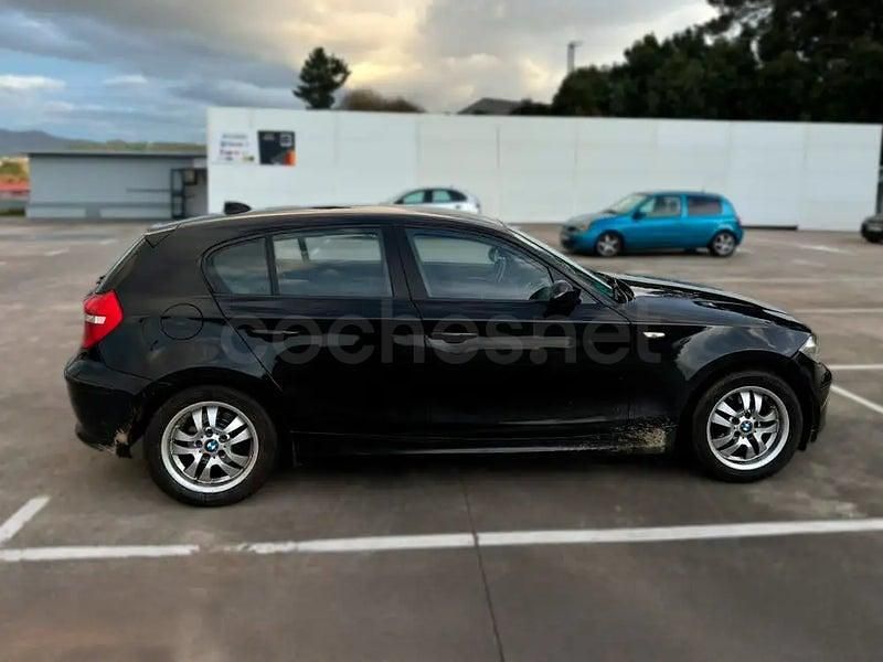 Usado BMW 116 122 CV (89 kW) 2008 Negro Utilitario