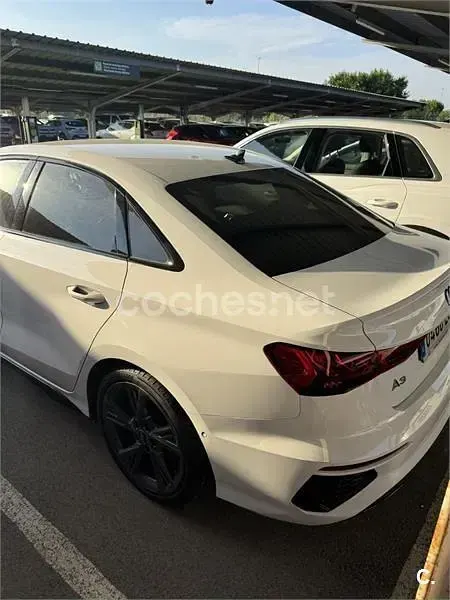Usado Audi A3 150 CV (110 kW) 2021 Blanco Berlina