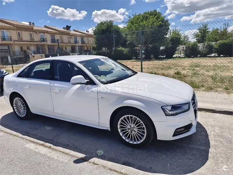 Usado Audi A4 S-Line 150 CV (110 kW) 2014 Blanco Berlina