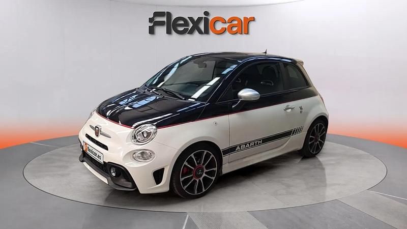 Usado Abarth 595 165 CV (121 kW) 2022 Blanco Utilitario