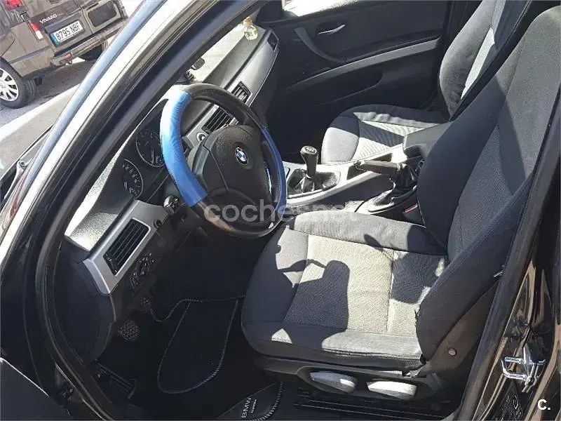 Occasion BMW 320 Gran Turismo 184 ch (135 kW) 2013 Noir Berline