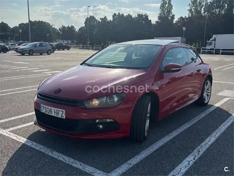 Usado VW Scirocco Edition 140 CV (102 kW) 2011 Rojo Coupe