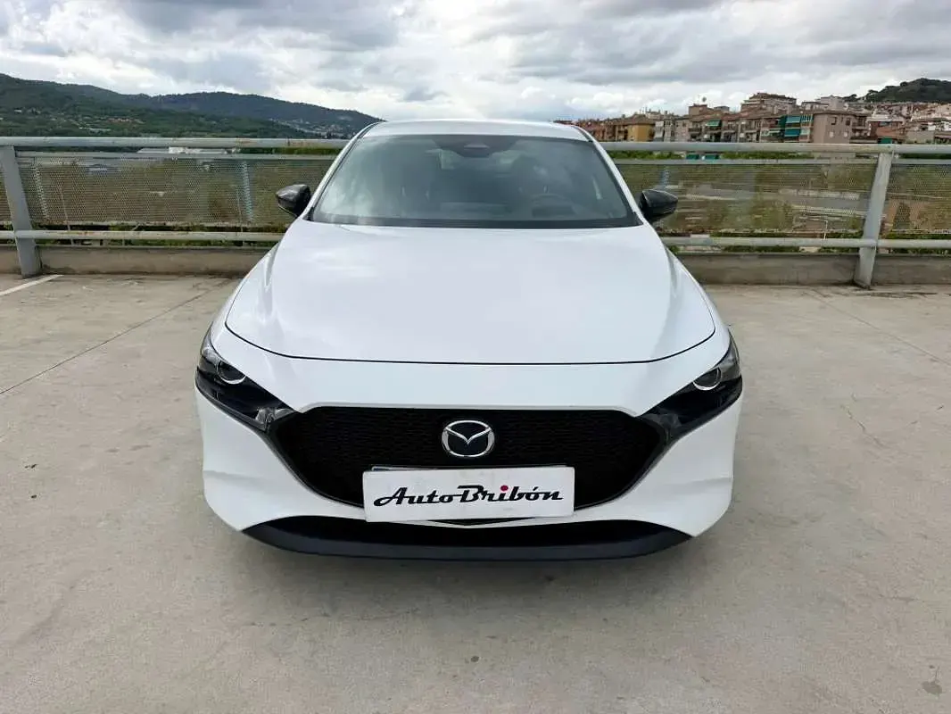 Usado Mazda 3 Homura-Line 140 CV (102 kW) 2025 Blanco Utilitario