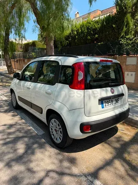 Usado Fiat Panda Easy 69 CV (50 kW) 2016 Blanco Utilitario
