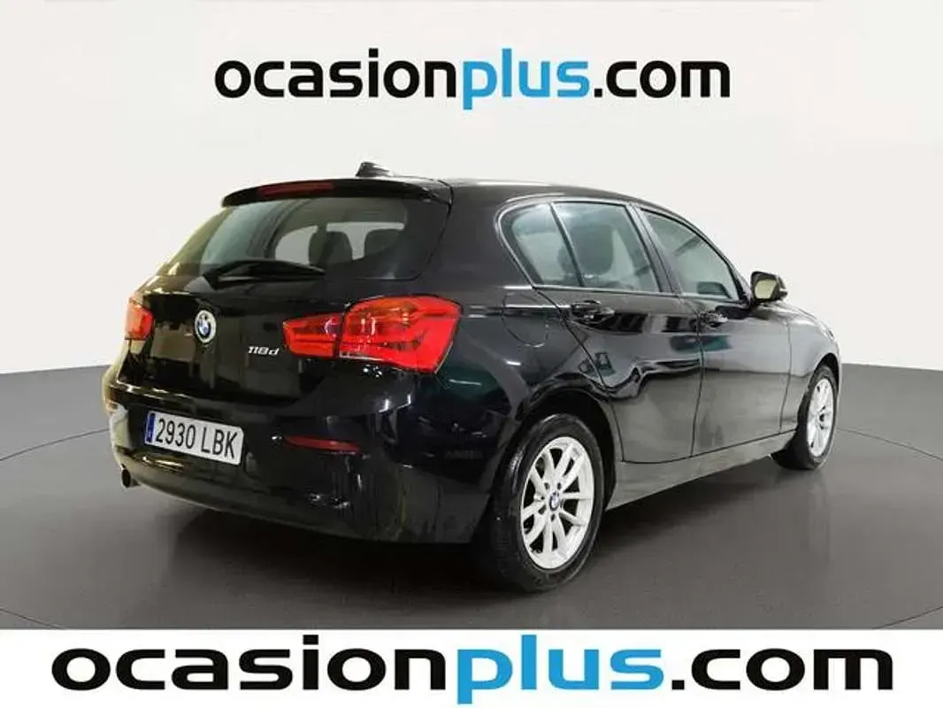 Usado BMW 118 150 CV (110 kW) 2019 Negro Utilitario