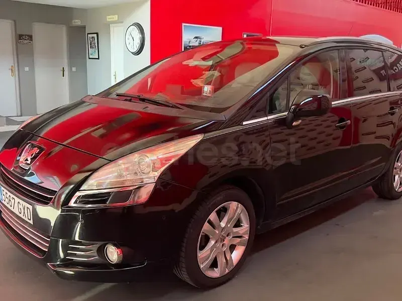 Usado Peugeot 5008 Sport 150 CV (110 kW) 2010 Negro Monovolumen