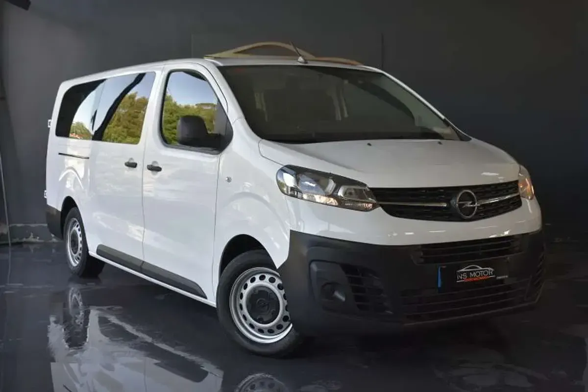 Usado Opel Vivaro 120 CV (88 kW) 2022 Blanco Monovolumen